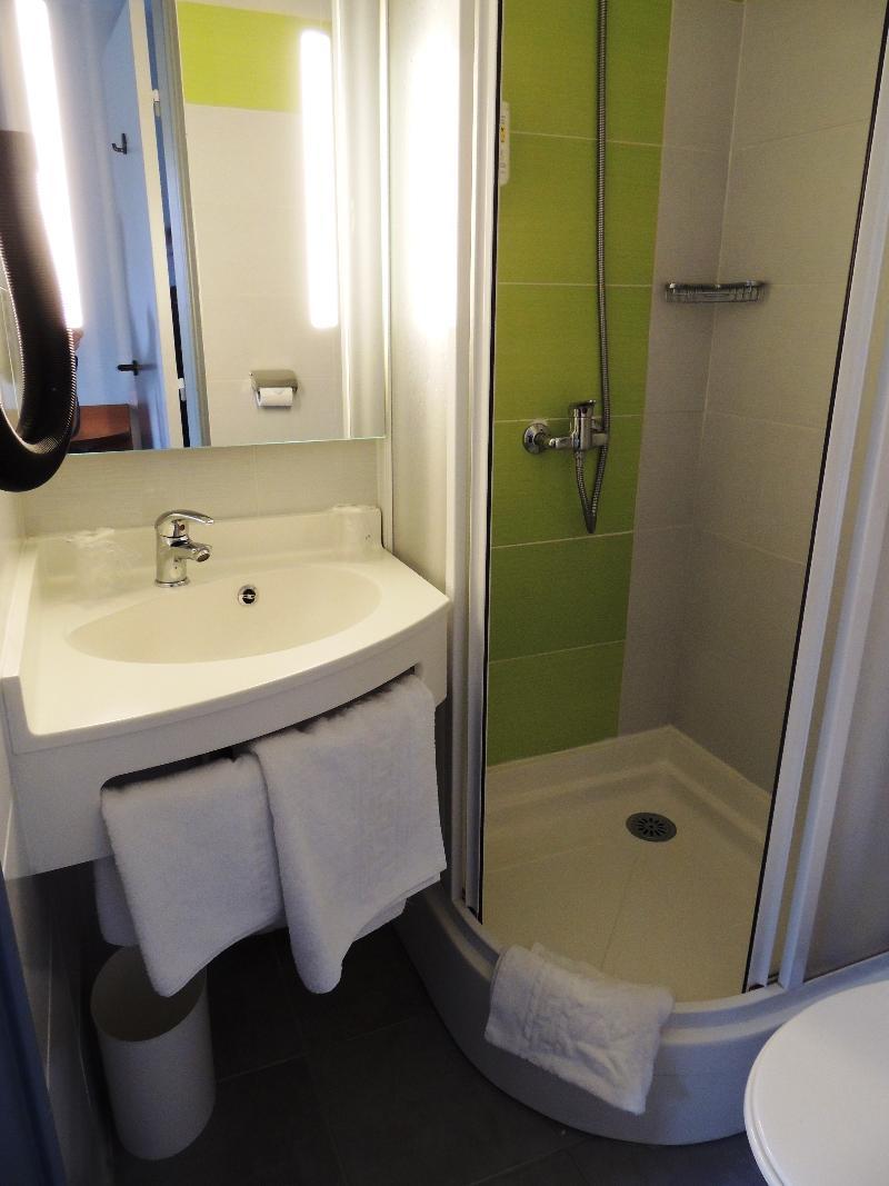 קאקרפו The Originals City, Hotel Novella Confort, Nantes Est מראה חיצוני תמונה