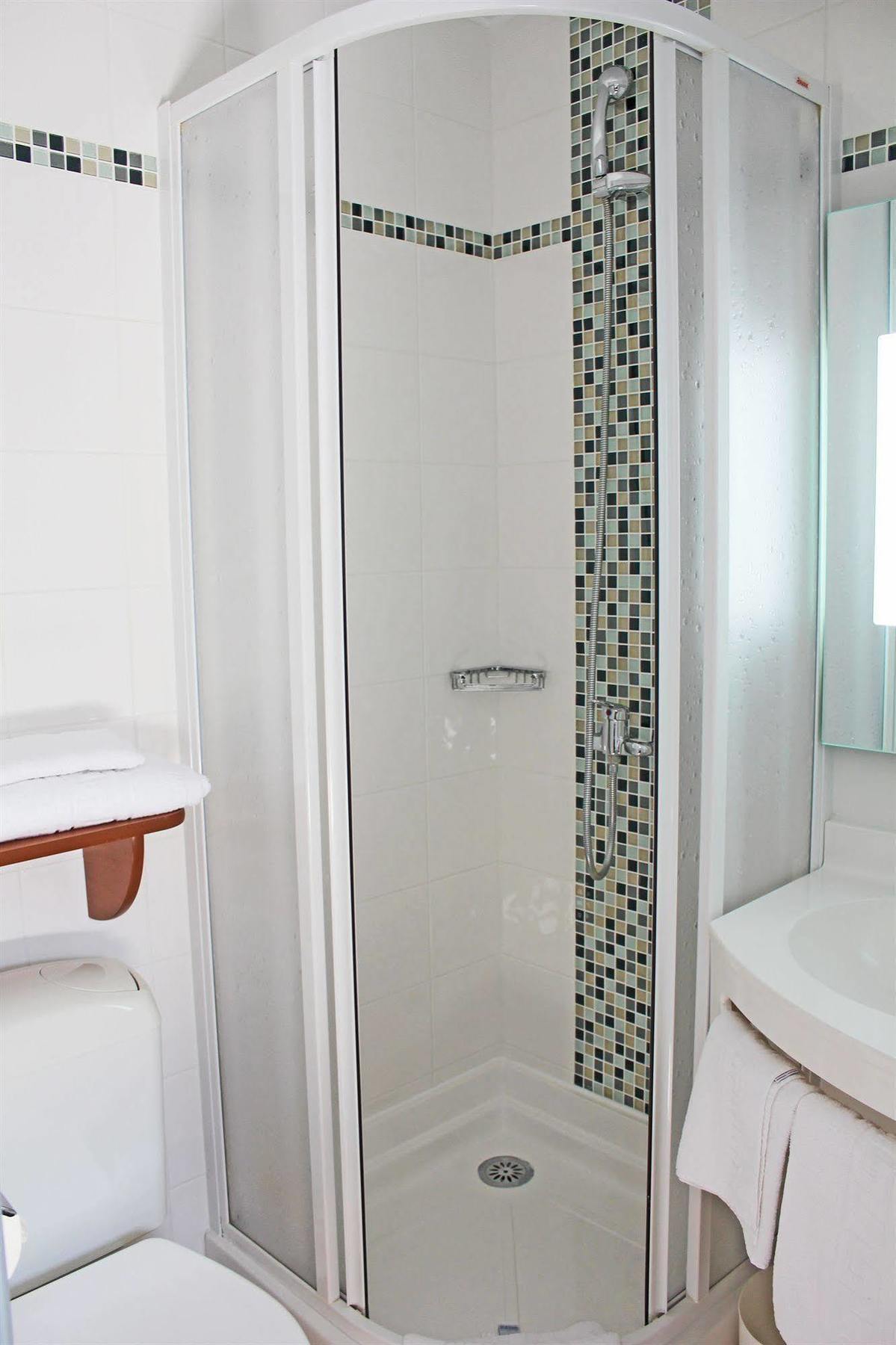 קאקרפו The Originals City, Hotel Novella Confort, Nantes Est מראה חיצוני תמונה