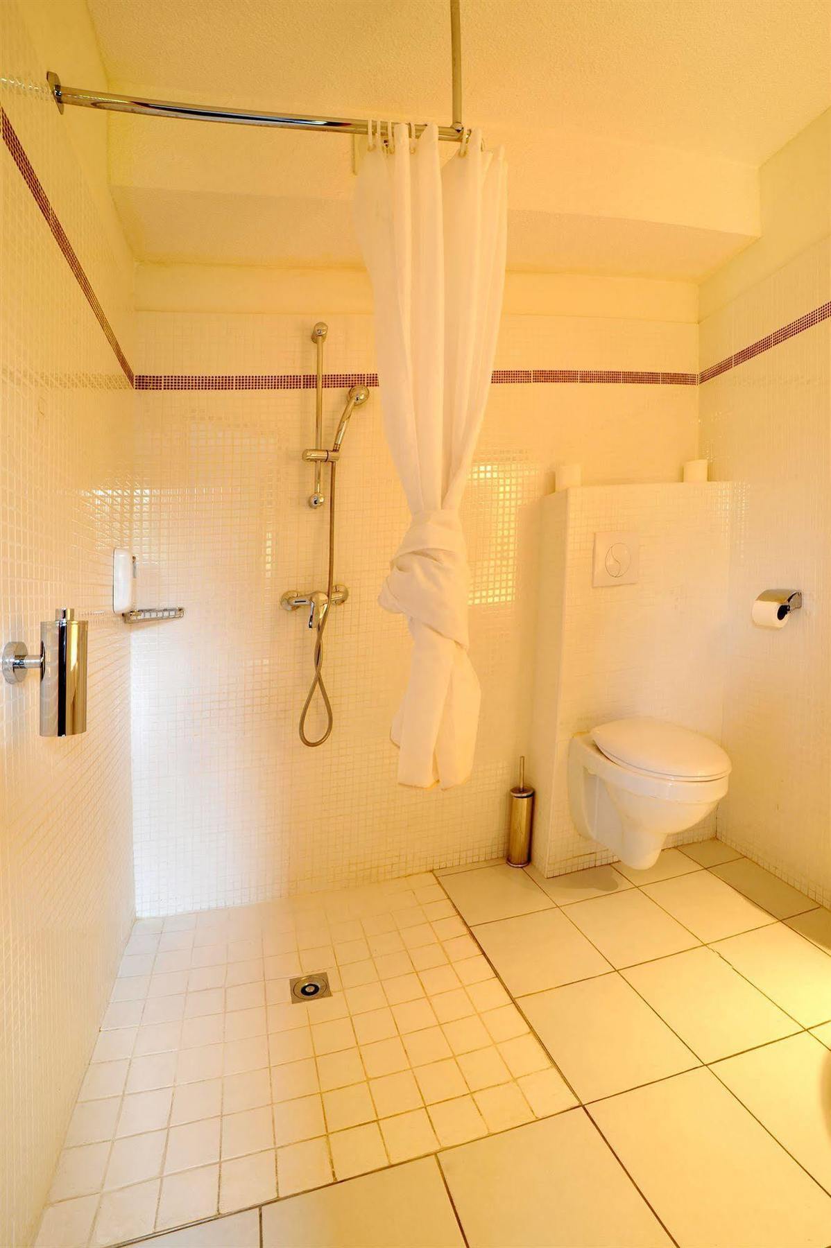 קאקרפו The Originals City, Hotel Novella Confort, Nantes Est מראה חיצוני תמונה